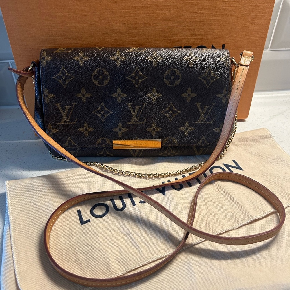 Authentic Louis Vuitton favorite pm